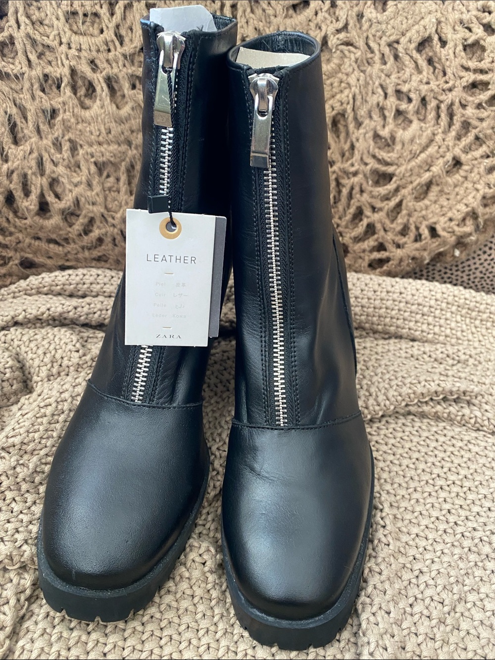 Zara leather silver zip bootie NWT NEW 39 8.5